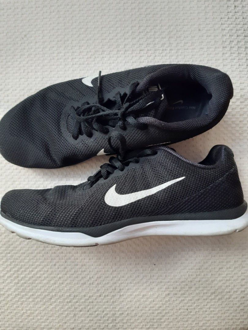 Rubber shoes clearance nike 218
