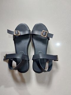 Olivia Manila Wedge Sandals Size 8