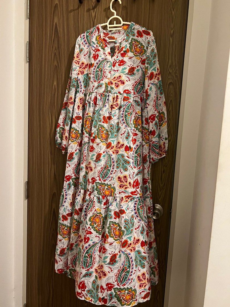 Padini flower dress size M flowy cutting Women s Fashion