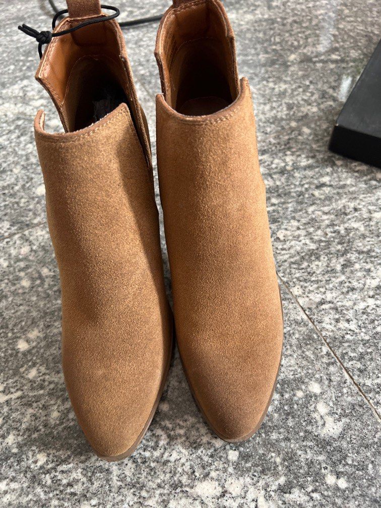 Cute deals tan boots