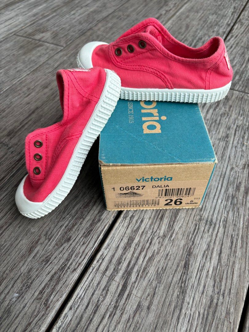 Red hotsell baby sneakers