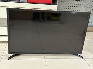 (Category: ) located in . Submitted by tzshop0 (Listing ID 1287794551, Image 1). Description: .