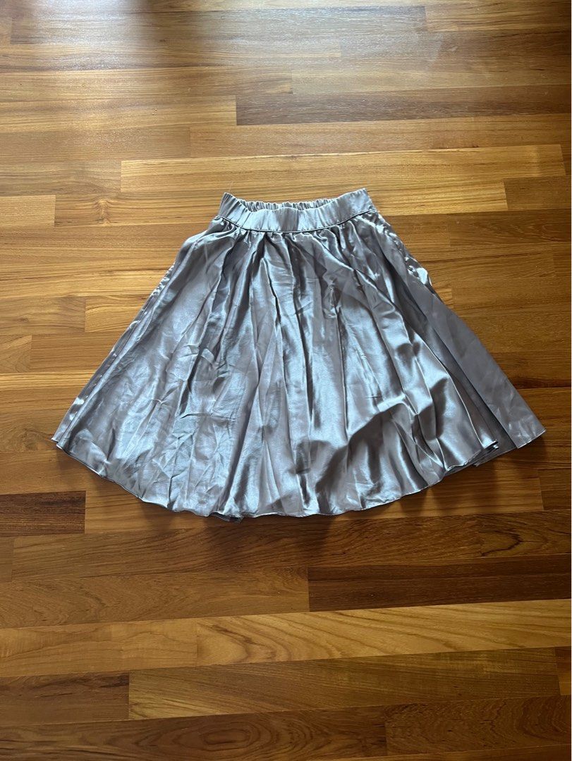 Elastic waist on sale grey skirt