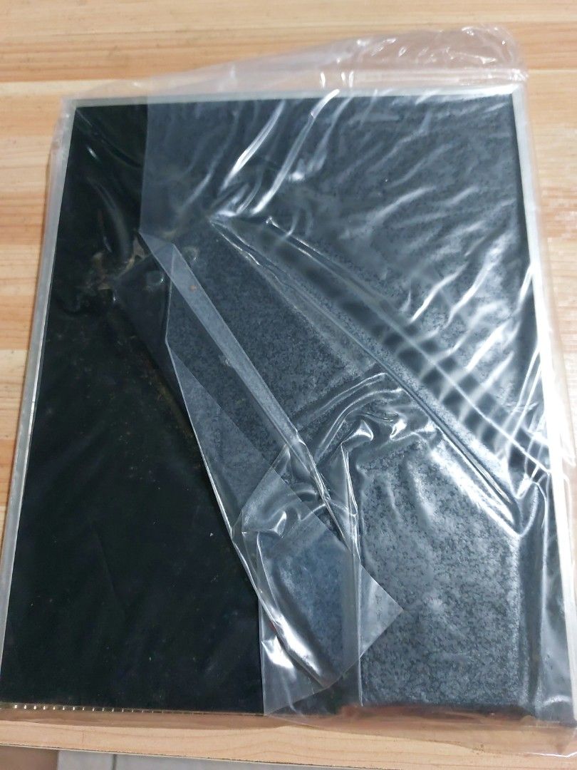 Silver frame 8 x 10" (Category: Frames & Pictures) located in Quezon City. Submitted by cynlchan (Listing ID 1287820651, Image 2). Description: A beautiful frame to house your wedding or family pic.