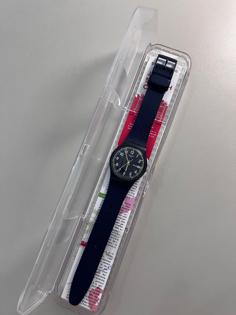 Swatch Watch Unisex (Category: Men's Watches) located in Caloocan City. Submitted by jayjayyyyyyyyyy (Listing ID 1287840800, Image 3). Description: Model: SIR BLUE GN718-S26 Rubber Strap Case Size: 34mm Case Thickness: 8.75mm Case Height: 39.20 mm Unisex Watch In excellent condition, rarely used. Thin film of plastic covering, as you can see, is still on the face of the watch. The watch doesn’t have a battery. You can take it to any Swatch store,