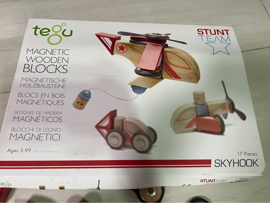 Tegu skyhook top