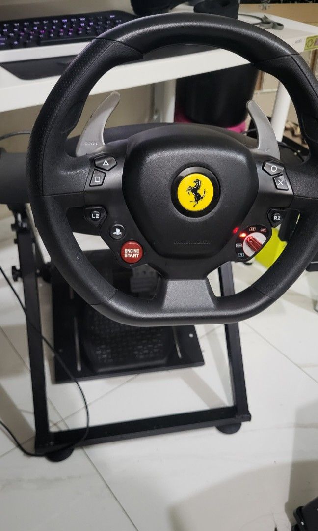 Thrustmaster T80 Ferrari Edition PS4 with Stand, Video Gaming, Gaming  Accessories, Controllers on Carousell