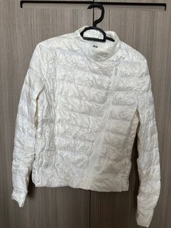 (Kategori: ) berada di . Dikirim oleh mmesierra_preloved (ID iklan 1287773826, Gambar 1). Deskripsi: .