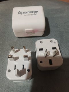 Universal Travel Adaptor with Case