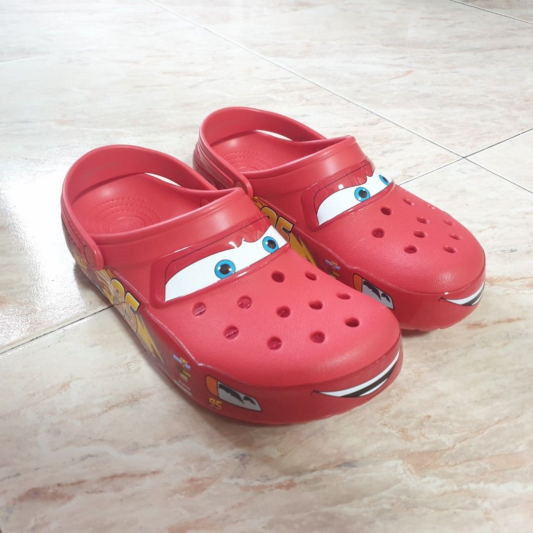 Crocs lightning mcqueen 2025 adults