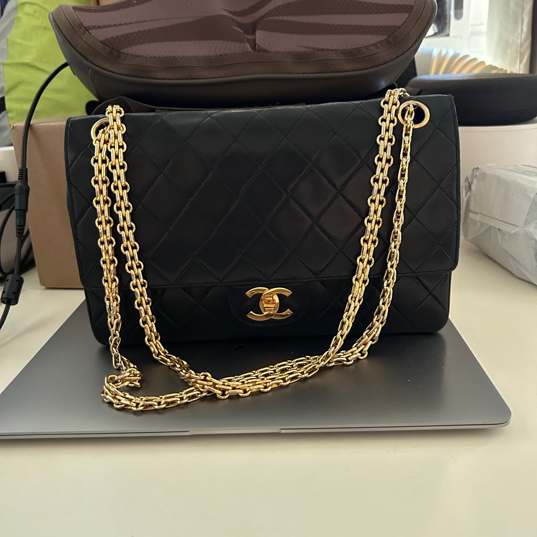 Vintage Chanel Matelasse 24k gold Double flap chain shoulder bag black medium size