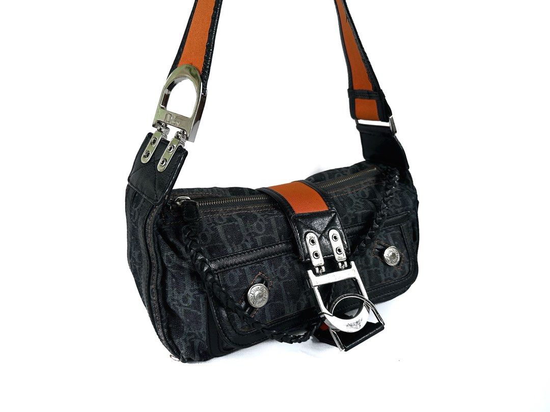 Dior remove before flight bag deals