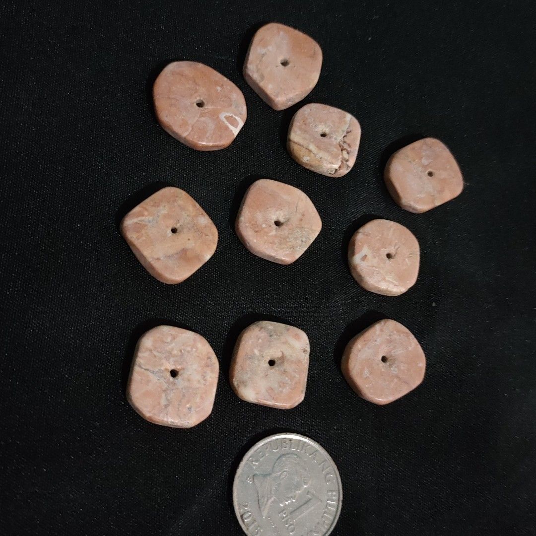 Vintage Glass beads (Category: Craft Supplies & Tools) located in Manila. Submitted by imperialfeline (Listing ID 1287712489, Image 1). Description: glass beads from africa.