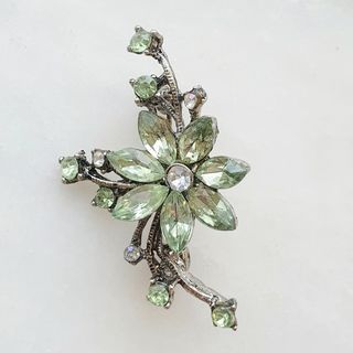 Vintage Unsigned Silver Tone Brooch
