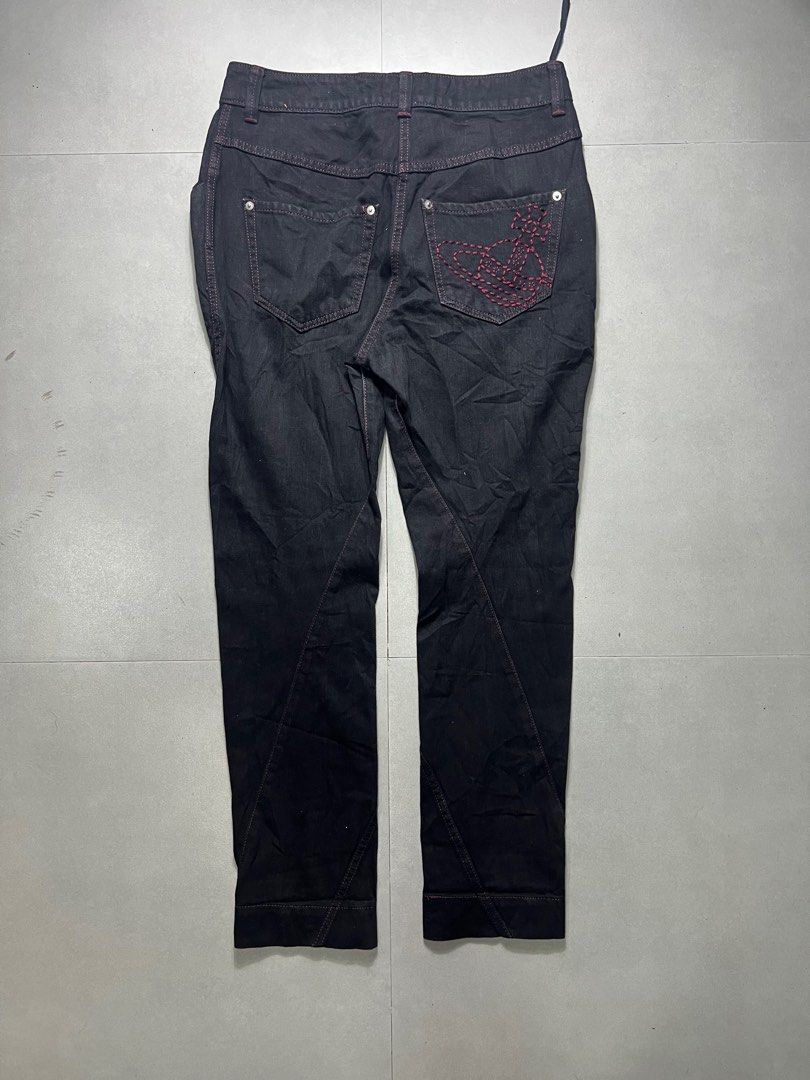 Vivienne Westwood - Logo Black Pants (Category: Jeans) located in Iloilo. Submitted by dailybinz (Listing ID 1287711715, Image 2). Description: Size Measurements (Laid Flat) Inseam: 28 in Outseam: 40 in Waist: 30-32 in Thigh: 11.5 in Leg Opening: 6.5 in Front Rise: 13 in This item is used, please don't expect to be like brand new. Refer to pictures for details and flaws.