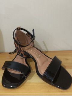 Vizzano black block heels