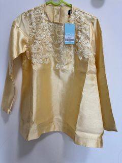 (Category: ) located in . Submitted by yourfavouritewardrobe (Listing ID 1287770238, Image 1). Description: .