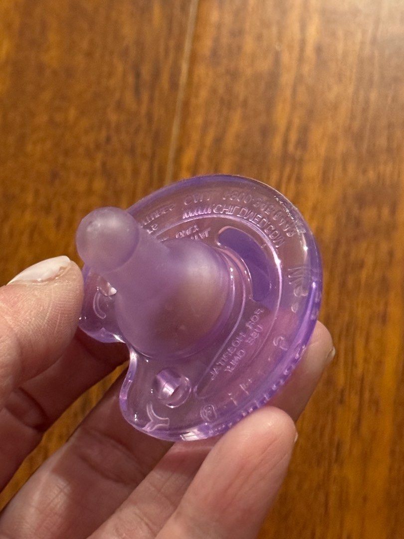 Wee Soothie Pacifier for Preemie (Category: Soothers & Pacifiers) located in Quezon City. Submitted by lrski (Listing ID 1287825855, Image 2). Description: .