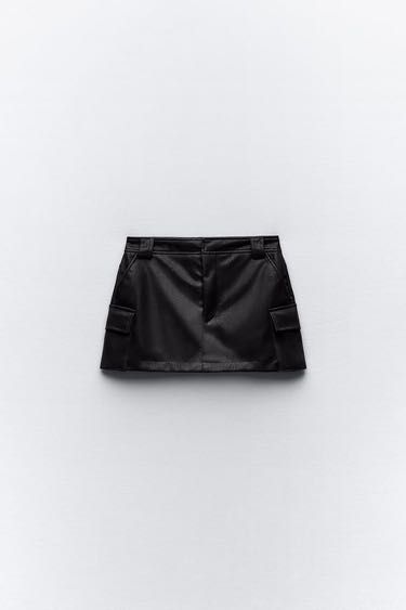Zara Faux Leather Skort (Category: Skirts) located in Pasig City. Submitted by ysa_r (Listing ID 1287837706, Image 1). Description: - never worn, with tag - rfs: not my style.