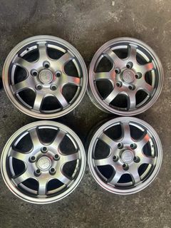 14” Mitsubishi Mags used 5Holes pcd 114 fit L300 and Adventure