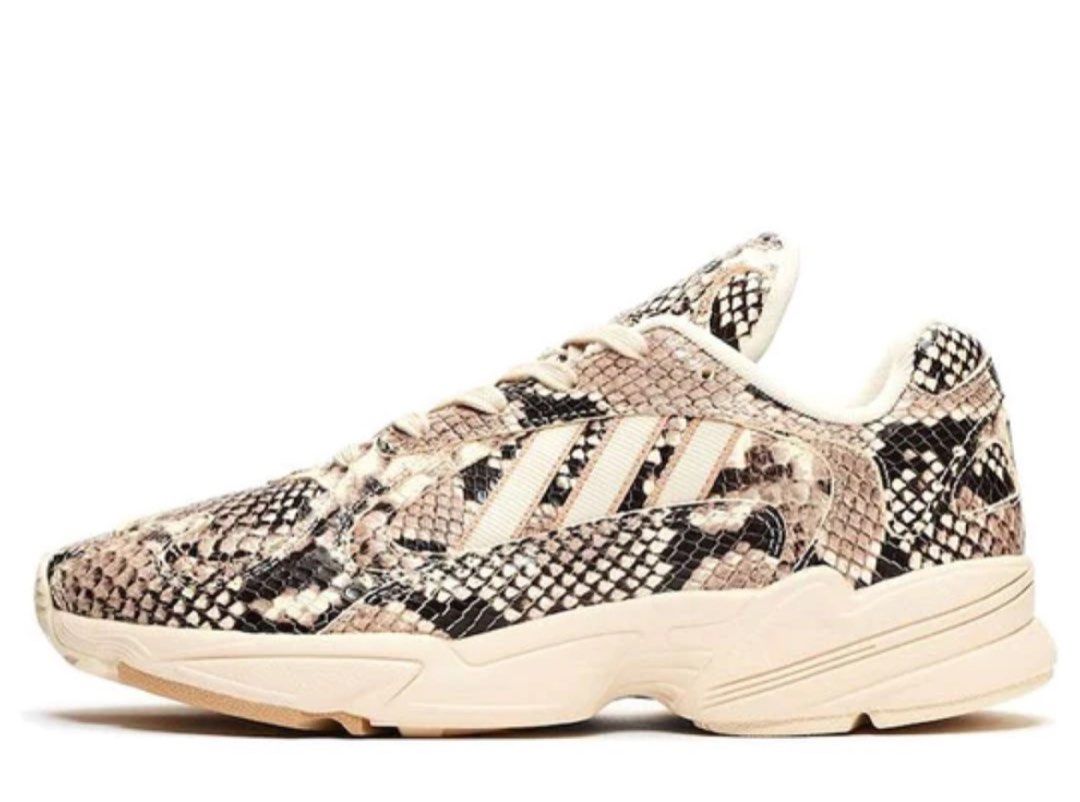 Adidas yung top snake