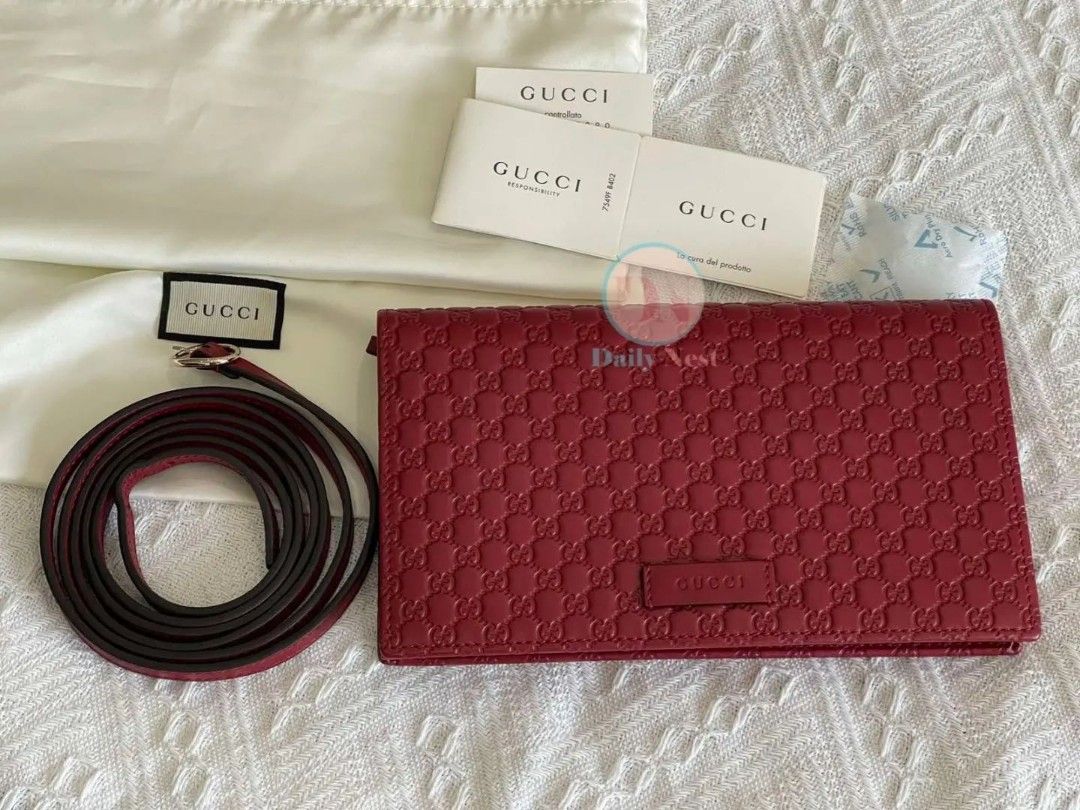 Authentic Gucci Micro Guccissima Chain Wallet Bag (Category: Luxury Bags & Wallets) located in Cavite. Submitted by decluttererminer (Listing ID 1287949920, Image 1). Description: Authentic, unused and well kept chain wallet. Will change to bigger bags. Retail still in 43k to 50k. Can be used as clutch, wallet, or crossbody. Chain is removable. Product color may slightly vary due to photographic lighting sources. 😊 Inclusions: dustbag and cards 