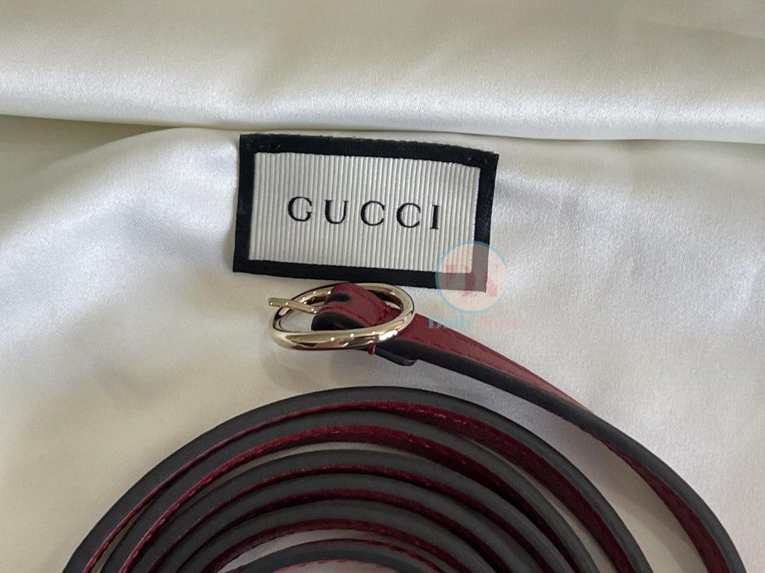 Authentic Gucci Micro Guccissima Chain Wallet Bag (Category: Luxury Bags & Wallets) located in Cavite. Submitted by decluttererminer (Listing ID 1287949920, Image 3). Description: Authentic, unused and well kept chain wallet. Will change to bigger bags. Retail still in 43k to 50k. Can be used as clutch, wallet, or crossbody. Chain is removable. Product color may slightly vary due to photographic lighting sources. 😊 Inclusions: dustbag and cards 