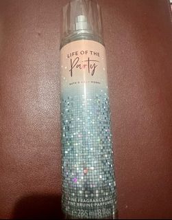 (Category: ) located in . Submitted by mdmdecluttering (Listing ID 1288045398, Image 1). Description: .