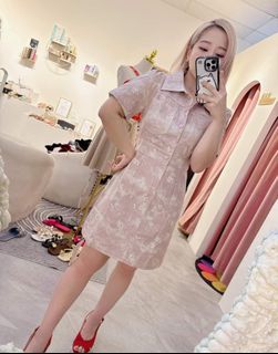 (Category: ) located in . Submitted by joli_shopper (Listing ID 1288082349, Image 1). Description: .