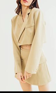 Brand: Love, Ara Beige Cropped Blazer Top with Mini Skirt Set