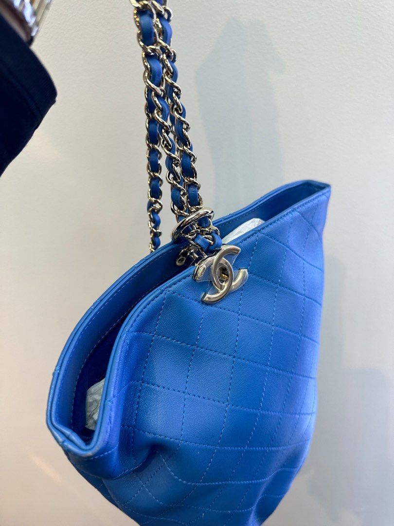 CHANEL Bucket CC Chain Blue Backpack Bag (Category: Luxury Bags & Wallets) located in Taguig. Submitted by mluxeph (Listing ID 1287933897, Image 3). Description: CHANEL Bucket CC Chain Blue Backpack Bag Year:2019 with Original box, Original dust bag, and Authenticity card from Chanel.