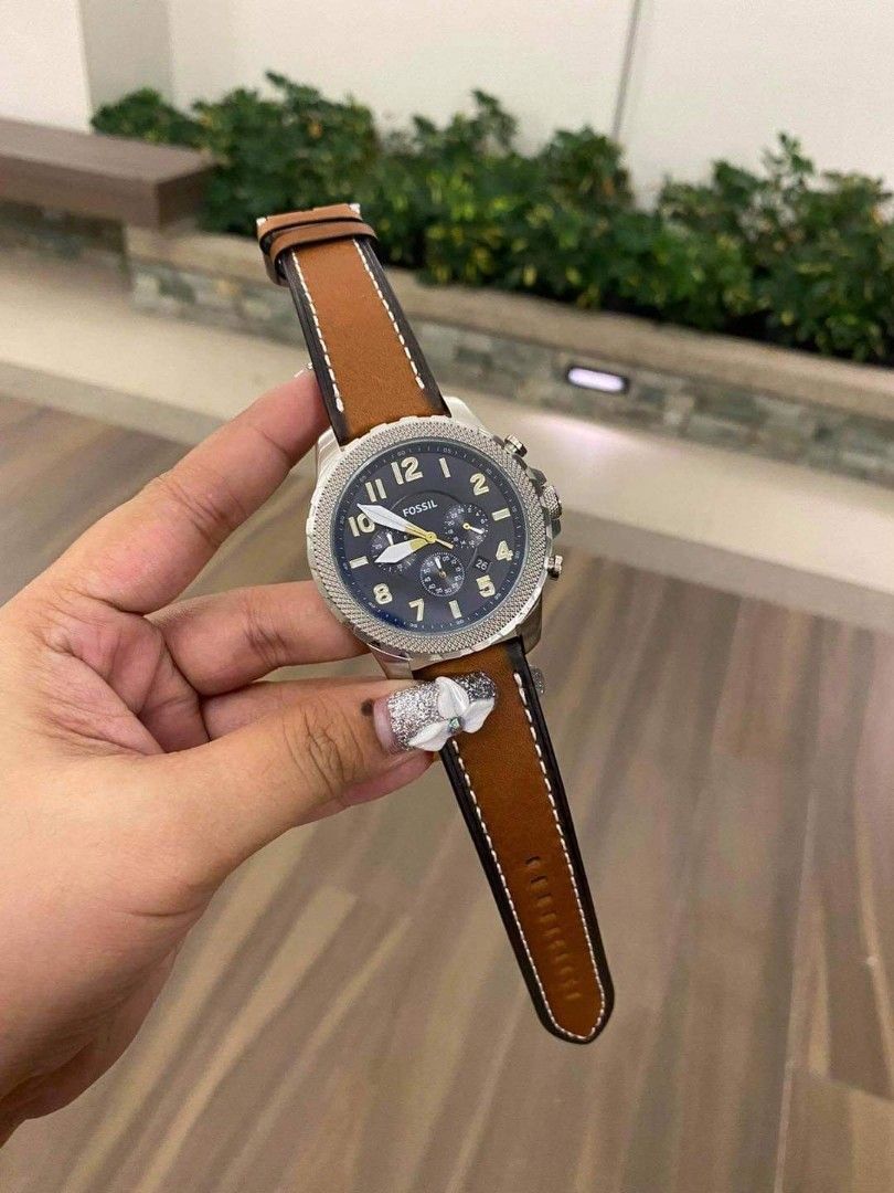 FS5602 Bowman Chronograph Luggage Leather Watch Men s Fashion Watches Accessories Watches on Carousell