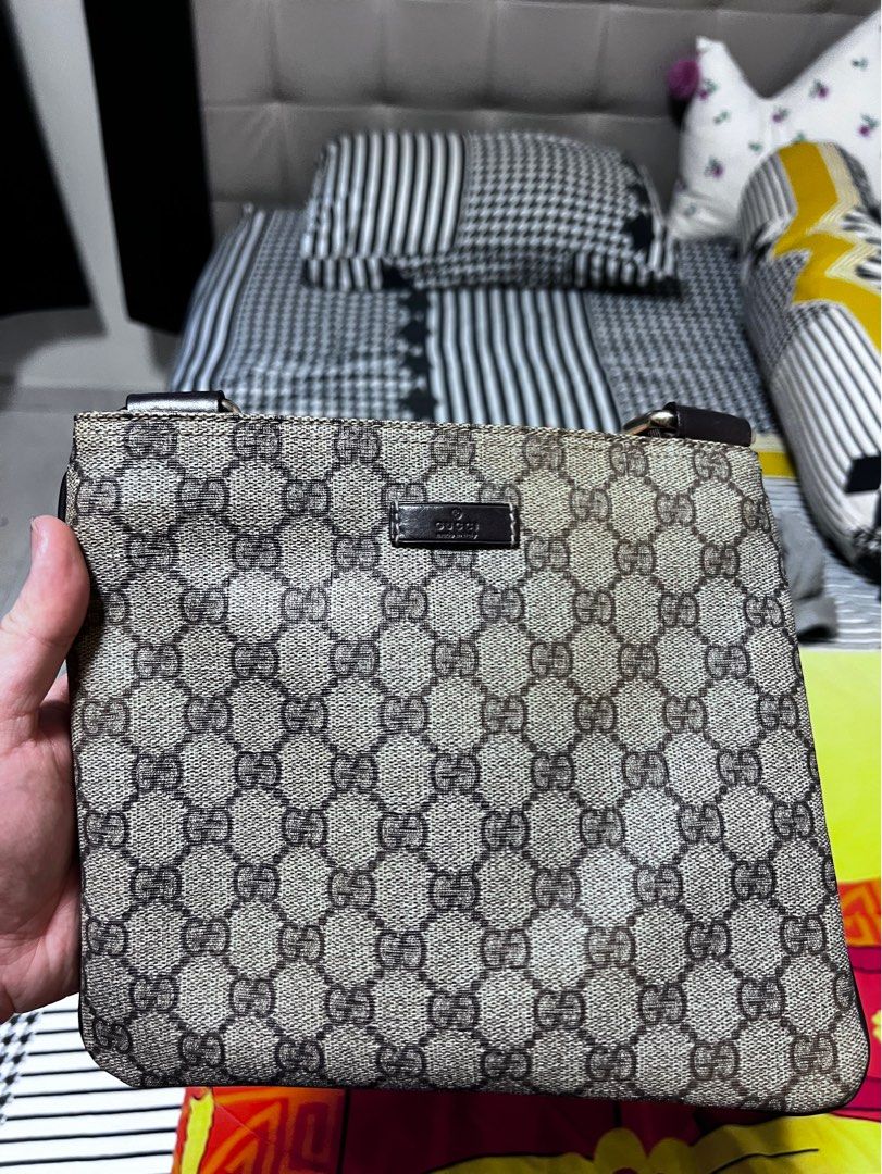 Men sling bag gucci sale
