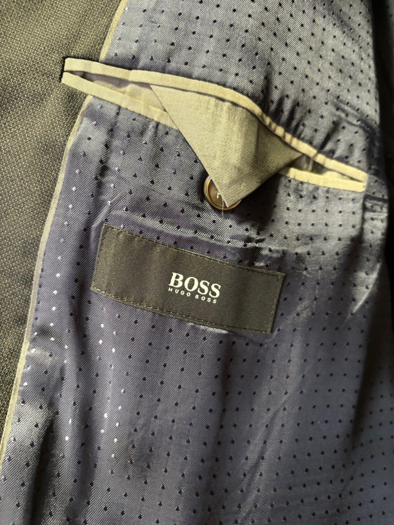 Hugo Boss blazer marine size 52