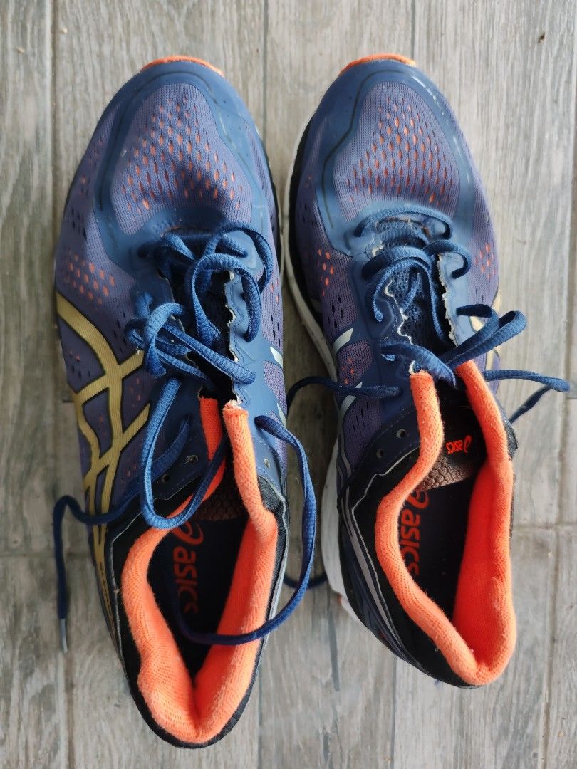 Kasut Asics
