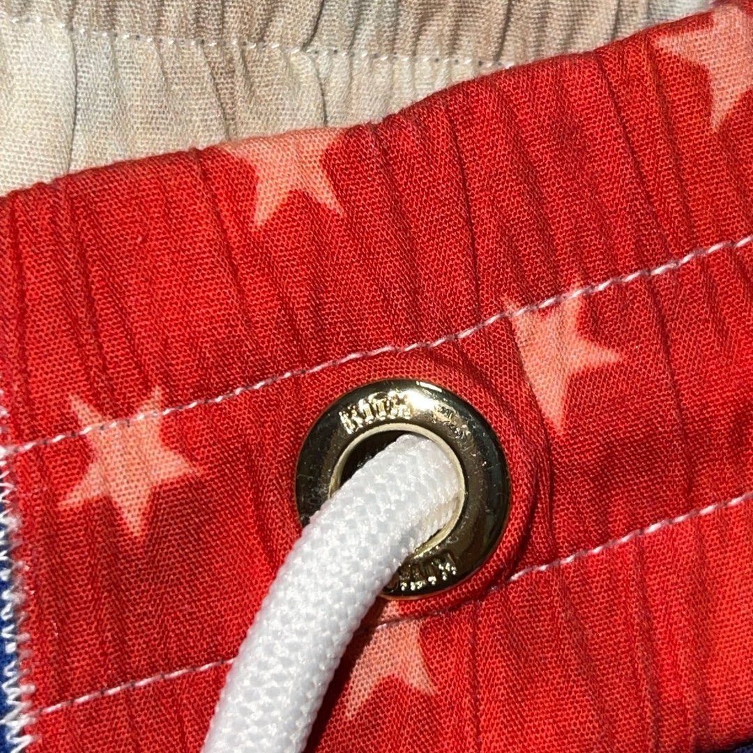 Kith Starry Quilt Shorts (Category: Shorts) located in Makati City. Submitted by unclesource (Listing ID 1288064048, Image 3). Description: Excellent condition 26”-34” waist, 16.3” length.