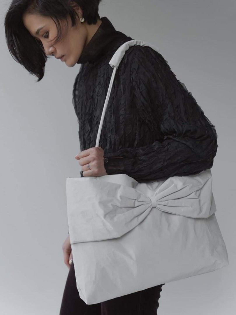Kwani My Dear Bow Bow Tote, 女裝, 手袋及銀包, 單肩包- Carousell