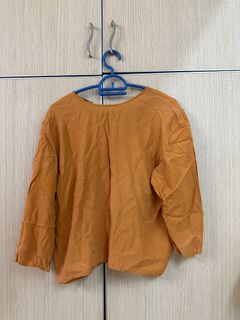 (Category: ) located in . Submitted by closetbysufi (Listing ID 1288094555, Image 1). Description: .