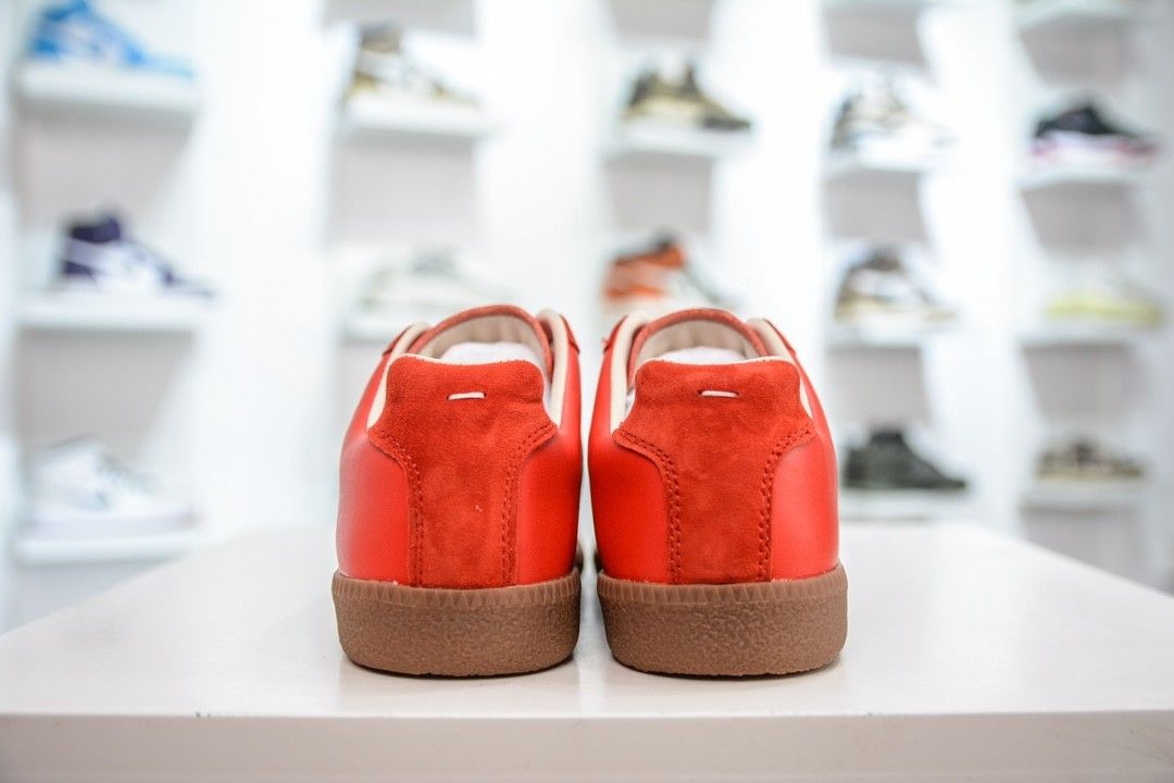 Margiela store sneakers red