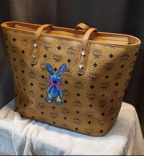 Mcm handbag sale outlet