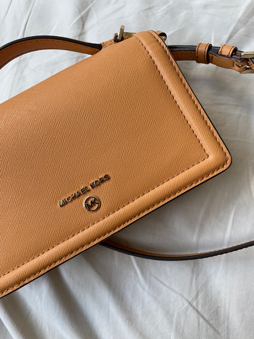 MICHAEL KORS Jet Set Small Crossgrain Leather Smartphone