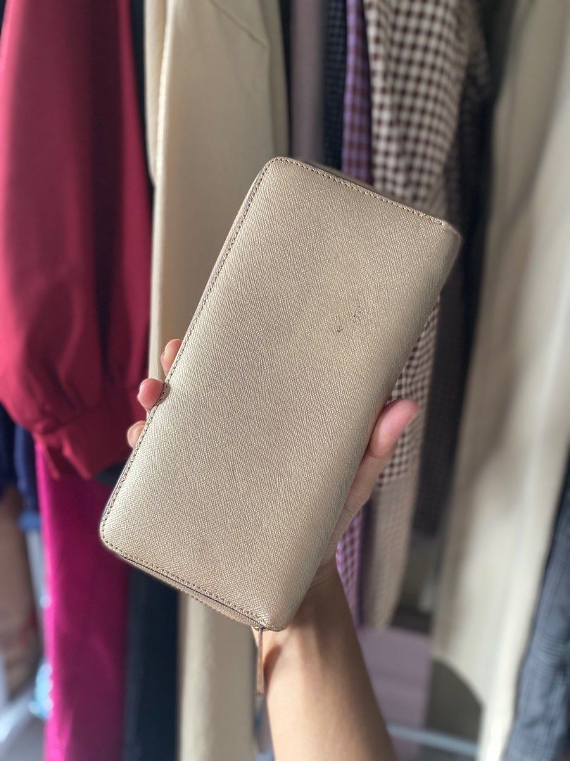 Michael Kors Long Wallet Luxury Bags Wallets on Carousell