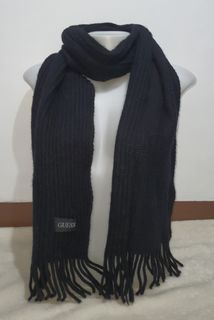Missy's GUESS Black Knitted Scarf