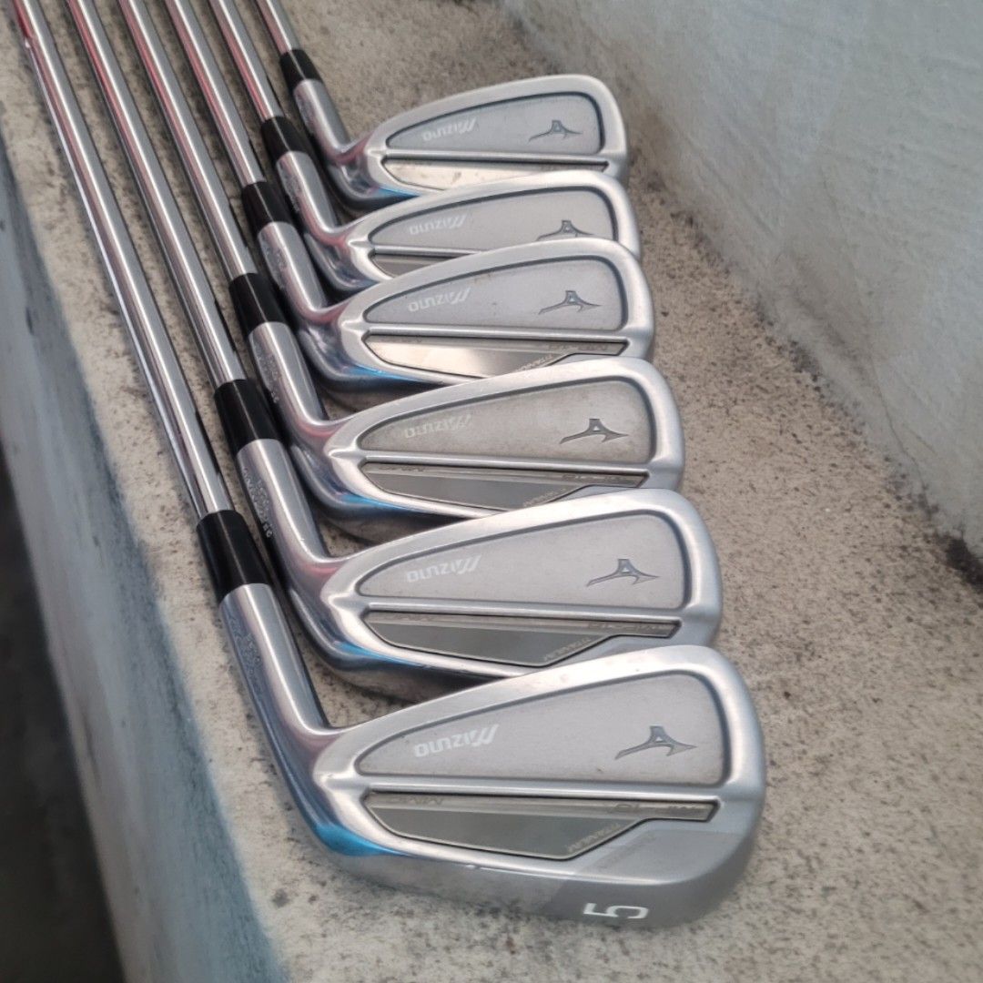 Mizuno mp 18 mmc vs jpx 919 forged sales
