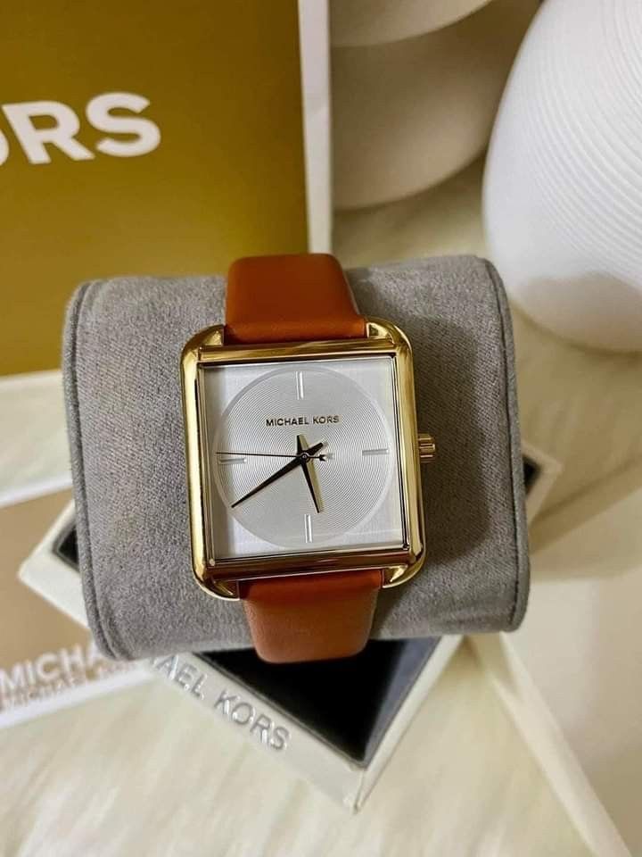 Mk lake shop watch