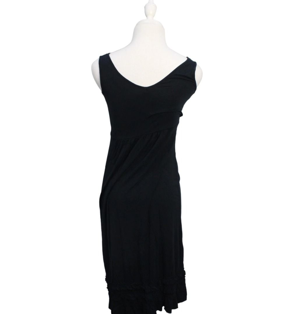 Vogue black dress clearance