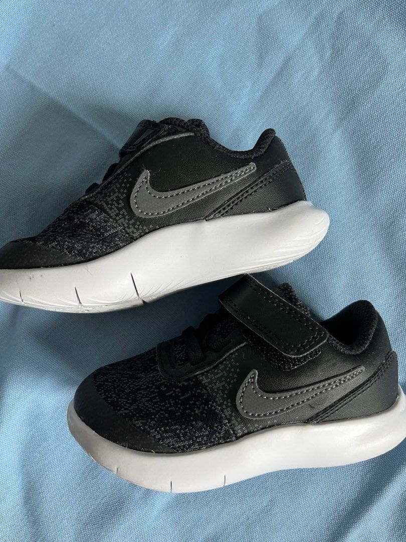 NIKE SNEAKERS - Black - US 6C (Category: Babies & Kids Fashion) located in Pasig City. Submitted by preluvedstuff (Listing ID 1288070868, Image 2). Description: Nothing but AUTHENTIC; pre-loved by my baby boy :).