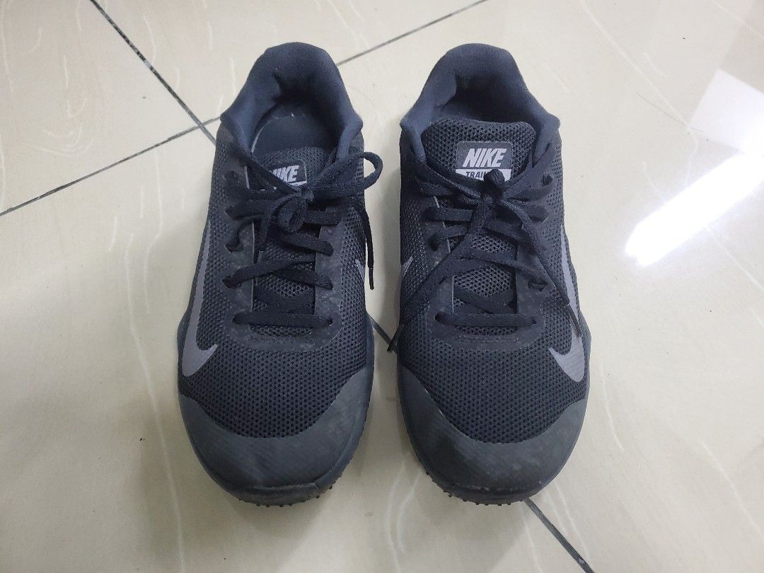 Nike hotsell training aa7063