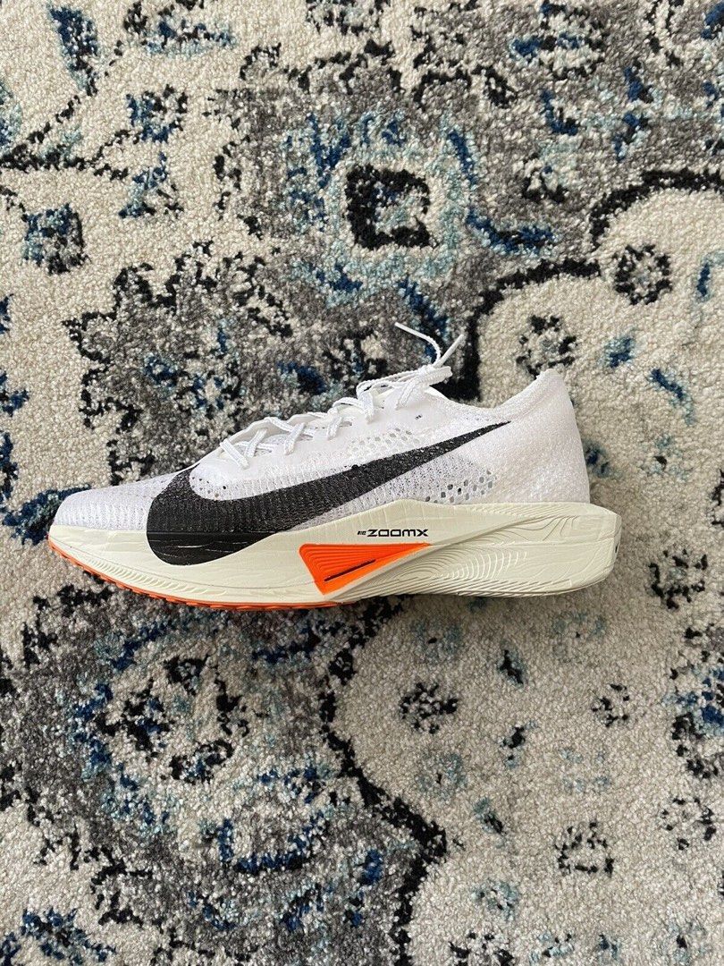 Nike vaporfly next percent size 9.5 2025
