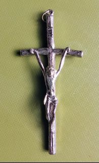 Papal crucifix pendant.